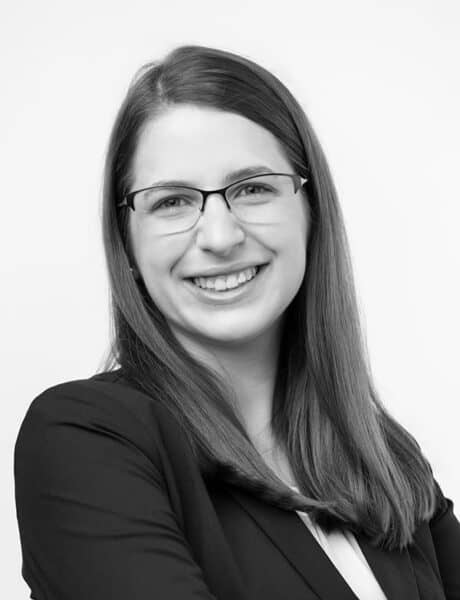 Headshot of Lydia Raw, Intellectual Property Attorney and Associate at Erise